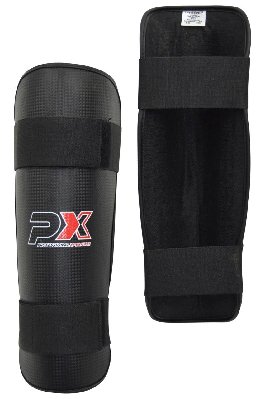 PX Schienbeinschützer Carbon Look schwarz – mit Klettverschluss, gepolsterte Innenseite