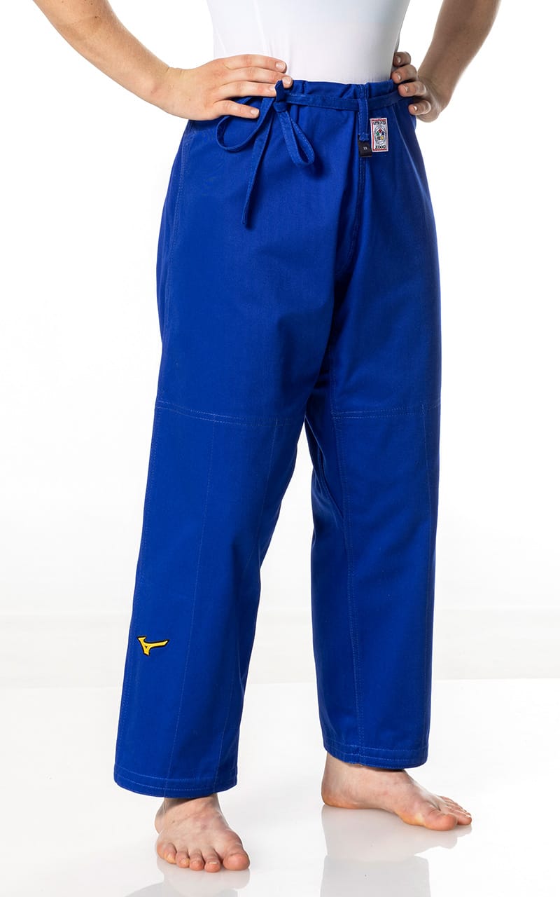 MIZUNO Judoanzug Yusho lll IJF blau - 750g Mischgewebe - Profi Judo Gi SET Judojacke, Judohose mit Schnürbund