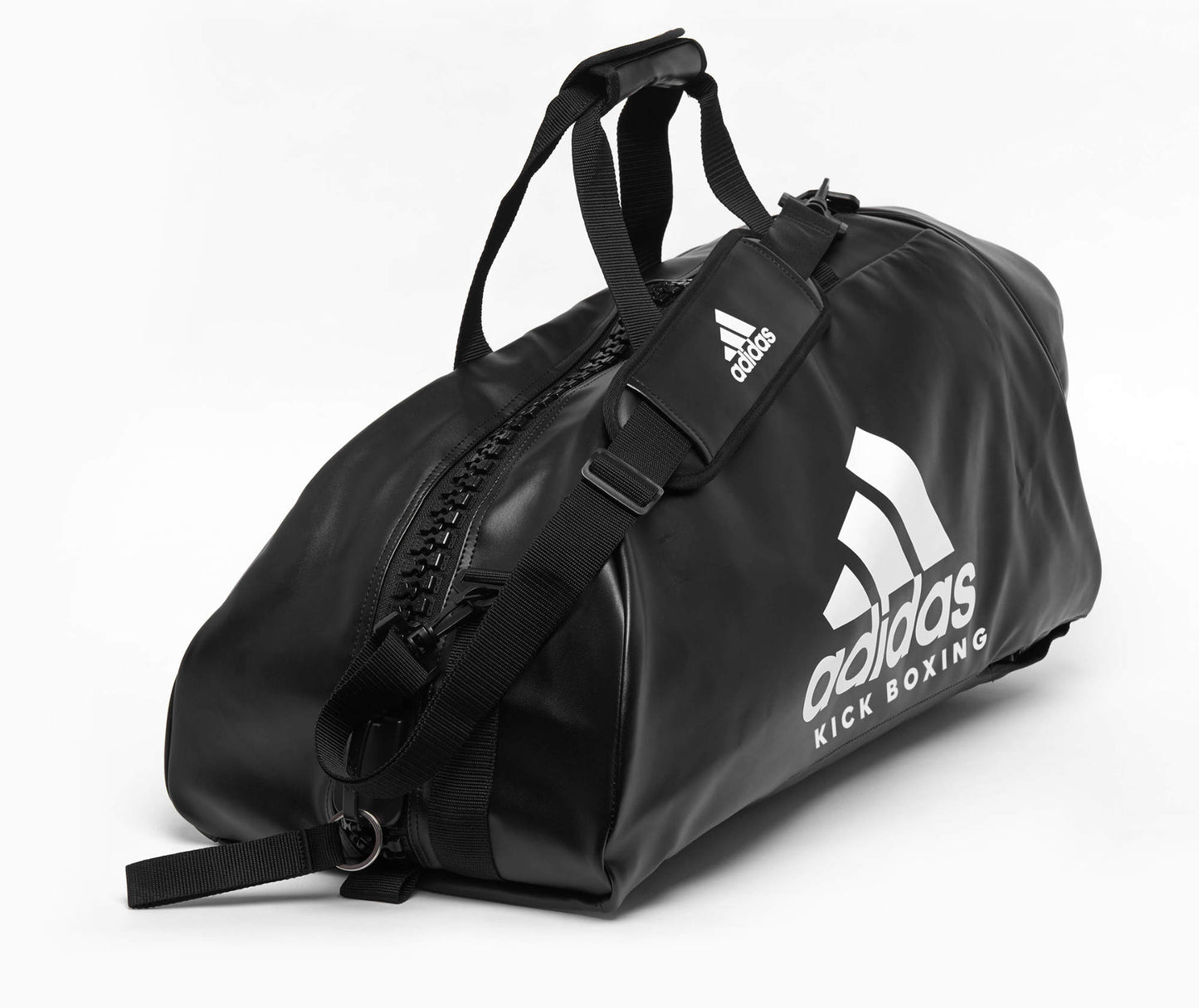 adidas 2in1 Sporttasche Kickboxing Bag Gr.M - L schwarz-weiß, Rucksack Tragettasche adiACC051KB