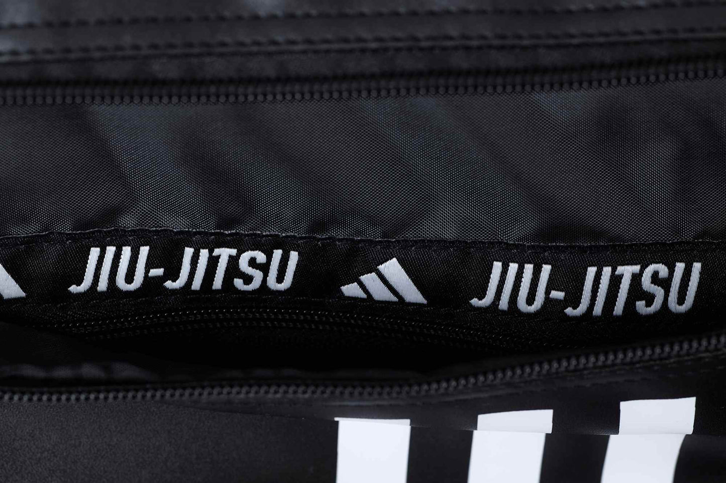 adidas 2in1 Sporttasche Jiu Jitsu Bag Gr.M - L schwarz-weiß, Rucksack Tragettasche adiACC051BJJ